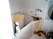 三重県尾鷲市の汚部屋の浴室の清掃・クリーニング