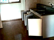 三重県津市の汚部屋のキッチンの清掃・クリーニング