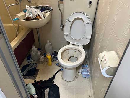 愛知県名古屋市のトイレ・洗面の清掃・クリーニング作業前