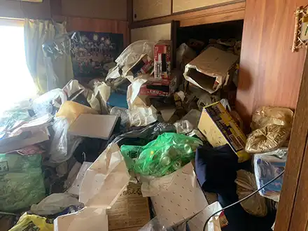 愛知県一宮市のゴミ屋敷・汚部屋の片付け整理作業前